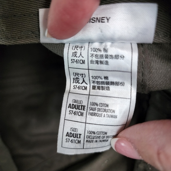 DISNEY PARKS WALT DISNEY WORLD TRUE VINTAGE CHARCTERS CAP - Picture 14 of 15